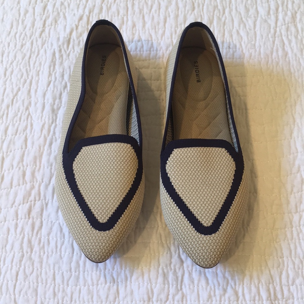 Birdies Eggshell/Navy Knit Point Toe Flats, size 8